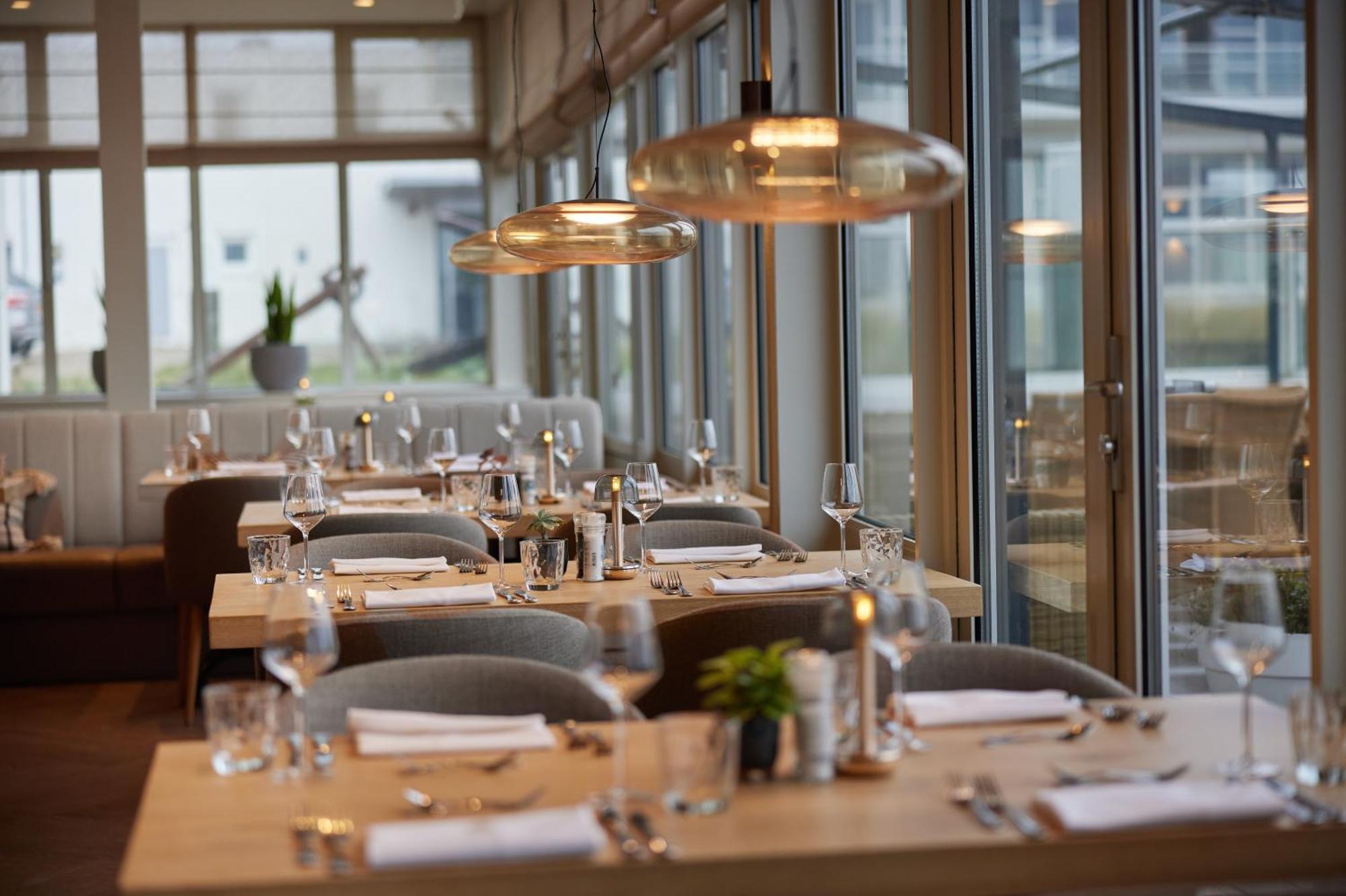 Westcord Strandhotel Seeduyn Влиланд Экстерьер фото